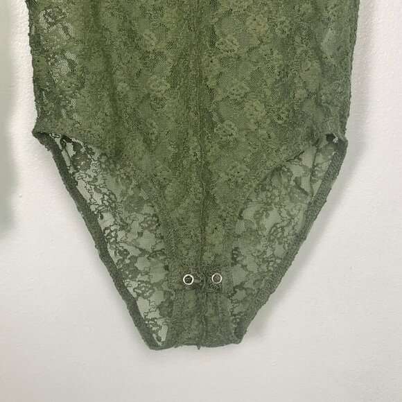 NWT Stradivarius Green Lace Corset Bodysuit - Picture 4 of 9